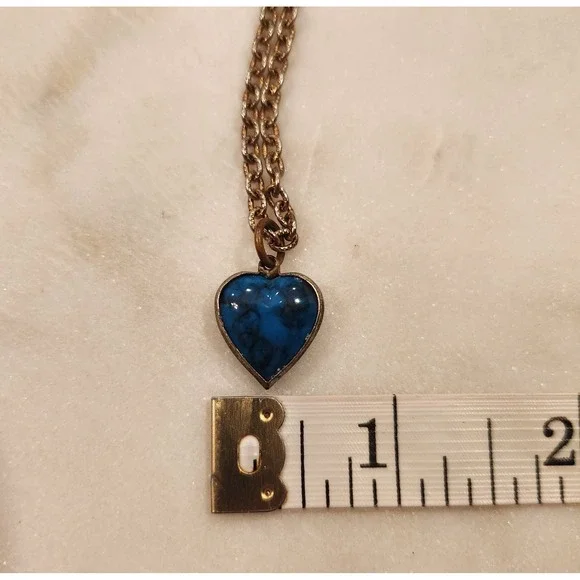 Blue Turquoise Heart Pendant Necklace Natural Stone Look Charm Gold Tone Chain - Picture 5 of 10